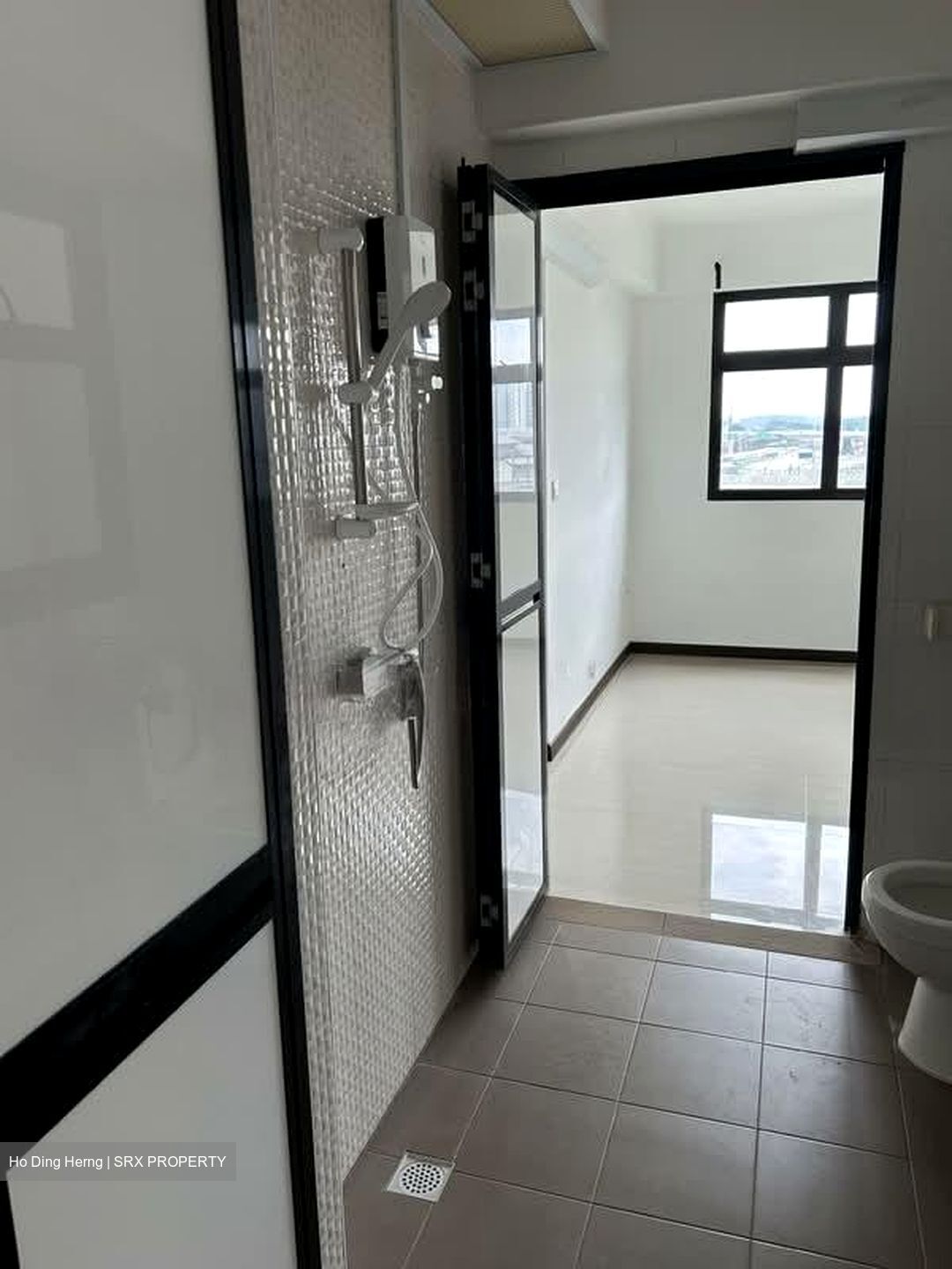 Blk 995B Buangkok Tropica (Hougang), HDB 2 Rooms #570703311